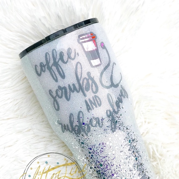 Meet your Posher, Roxy - Picture 1 of 1